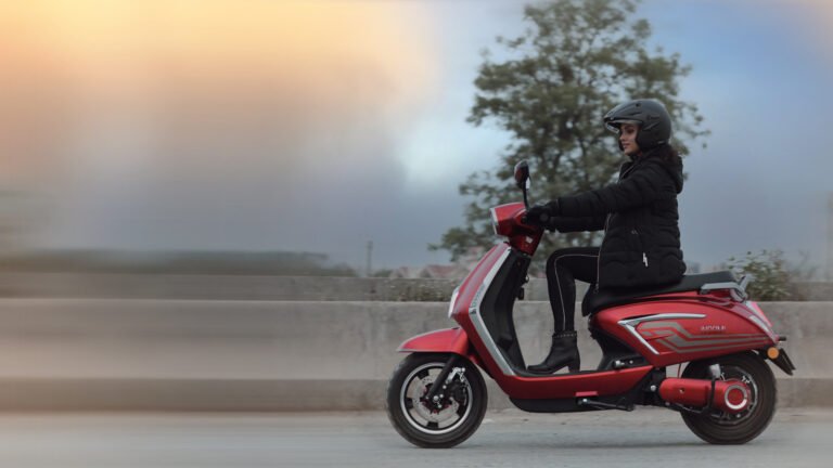 India Foresees Exponential Growth In The Electric Scooter Market